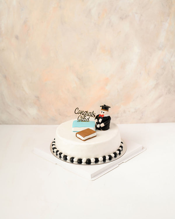 1 Kg Graduation Cake by NJD