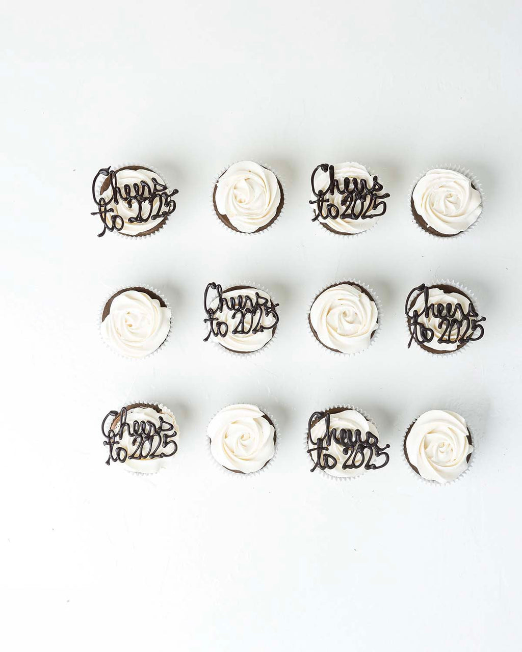 Cheers to 2025 Cupcakes