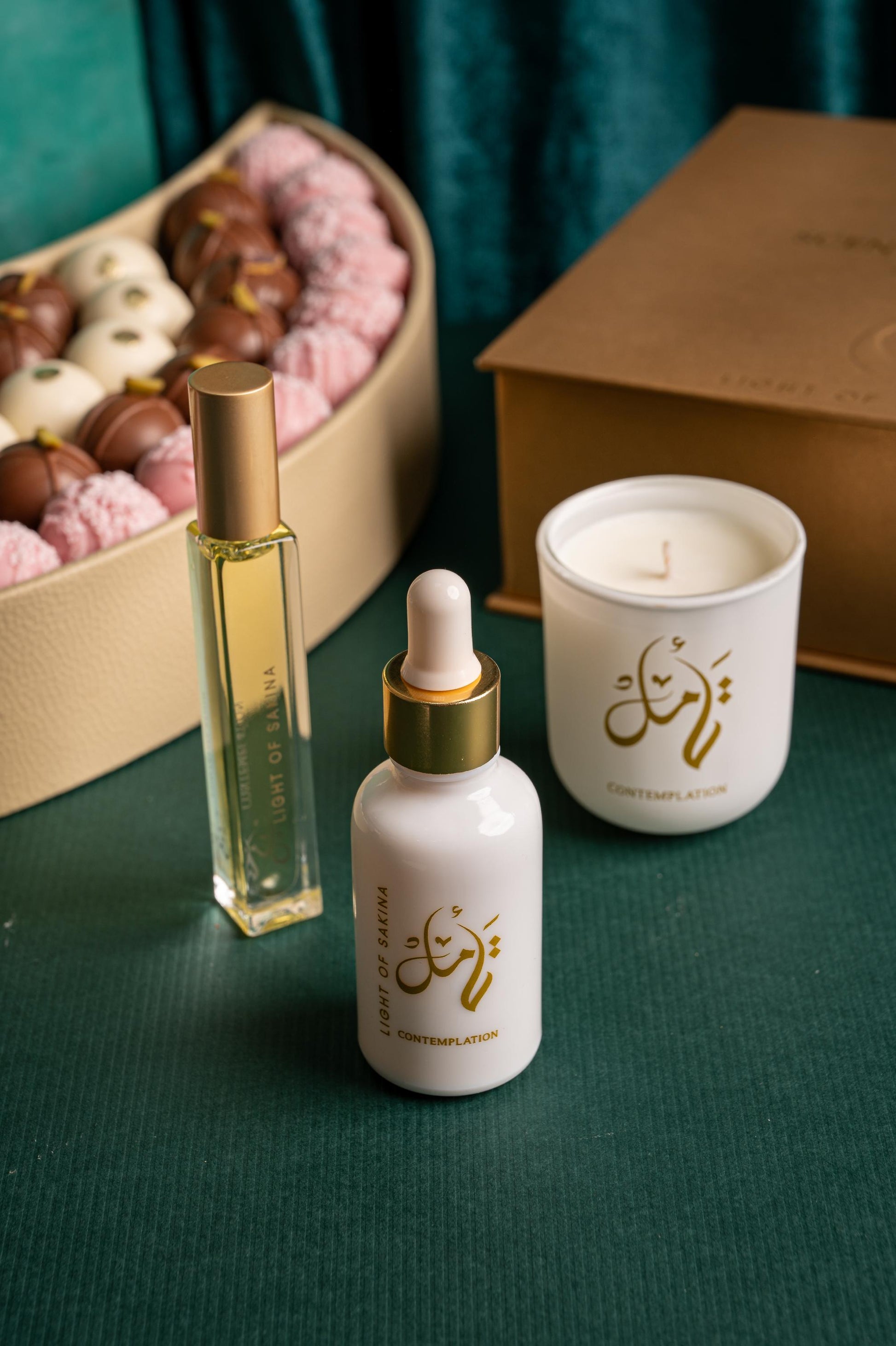 Contemplation x Eid Crescent Chocolates Gift Set