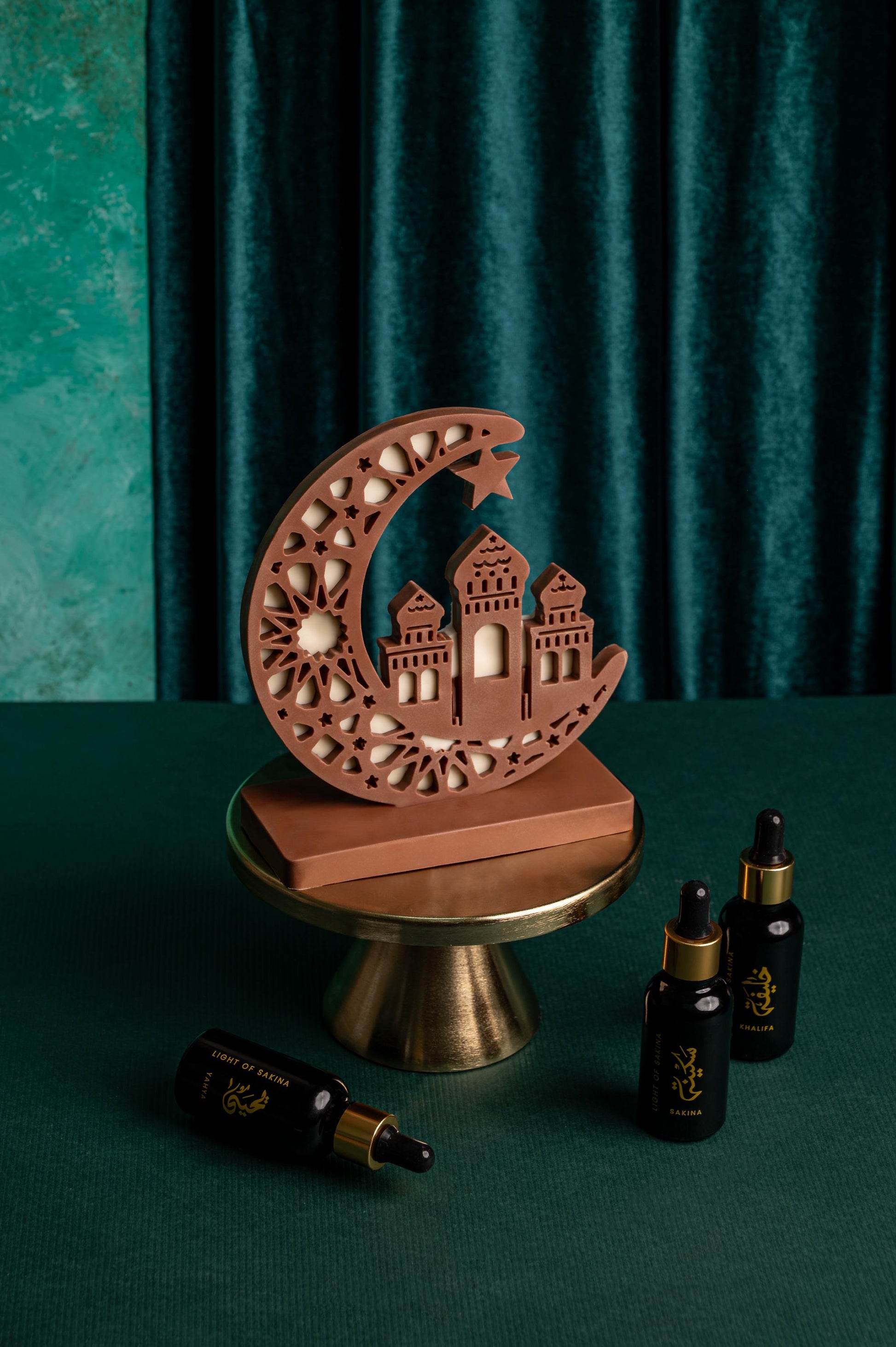 Rayyan 99 x Signature Crescent Chocolate Gift Set