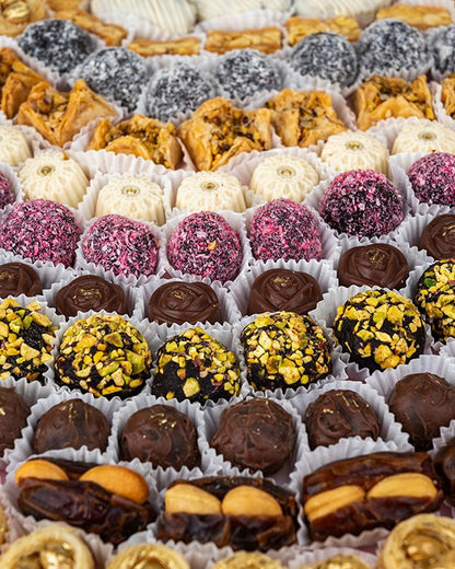 123-Piece Luxury Arabic Tray Arrangement