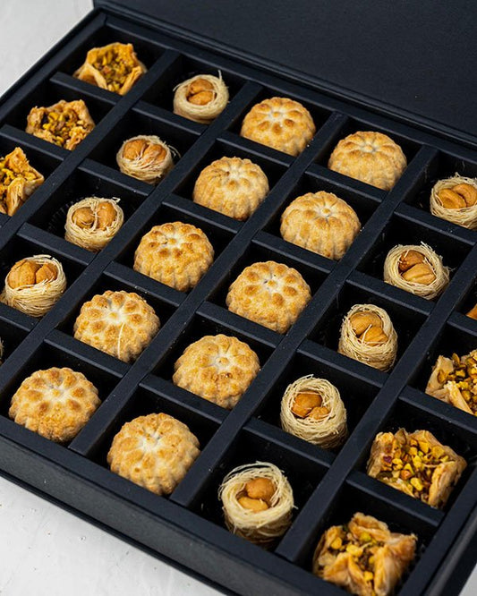 Assorted Baklawas 30pcs Gift Box