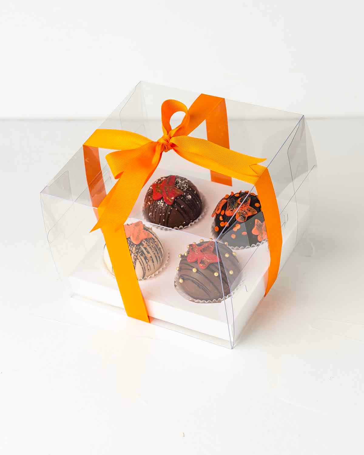 4 Thanksgiving Hot Chocolate Bombs