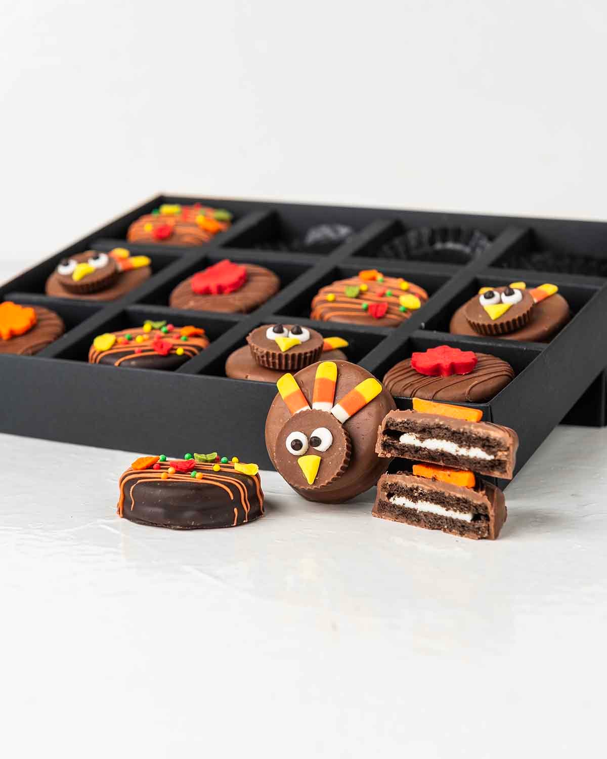 Thanksgiving Theme Chocolate Oreos