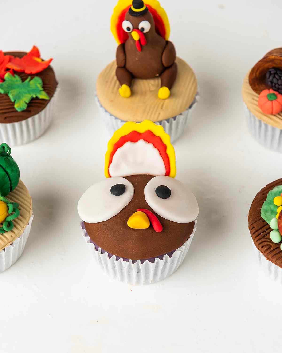 Thanksgiving Cupcakes by NJD