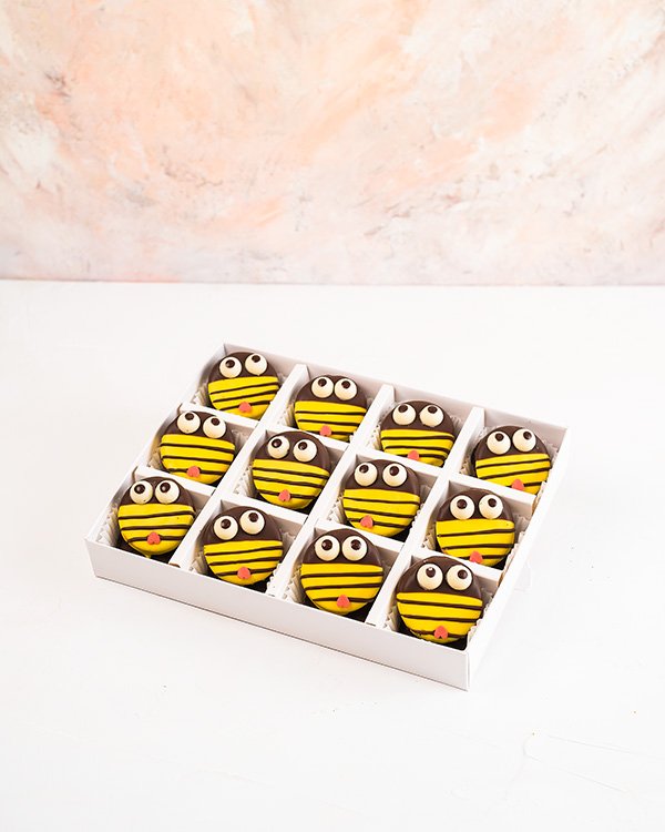 Bee Mine Oreos by NJD