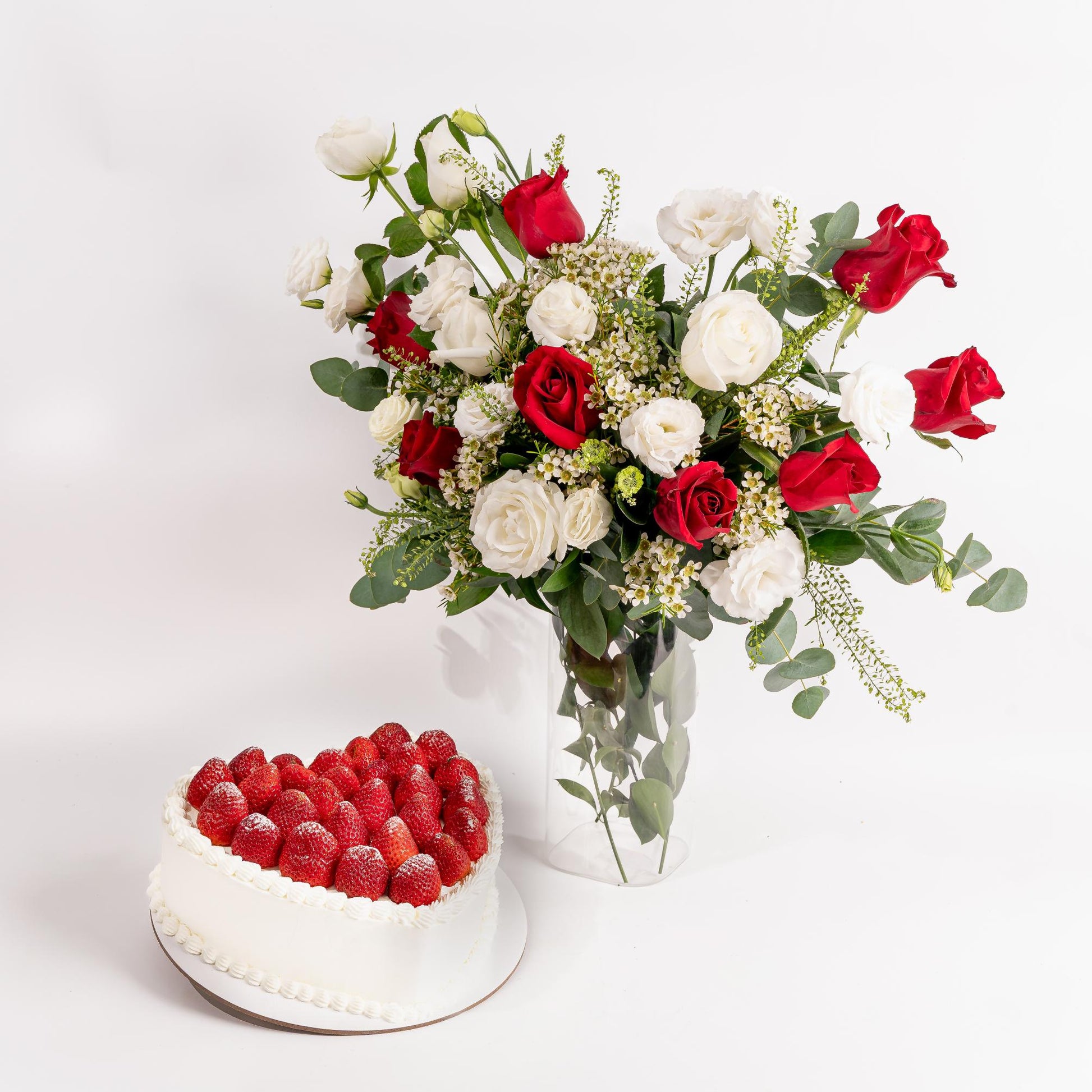 Romantic Cake and Roses Gift Bundle