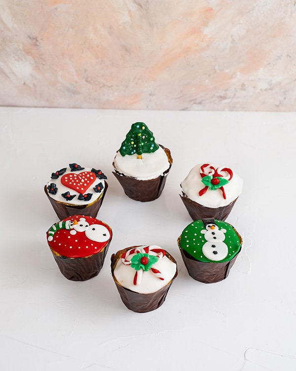 Christmas theme cupcakes