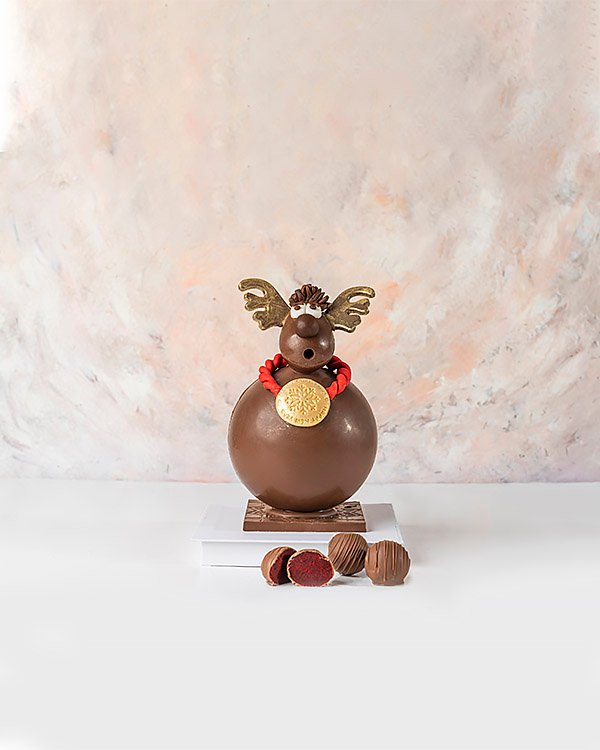 3D Belgian Milk Chocolate Reindeer by NJD