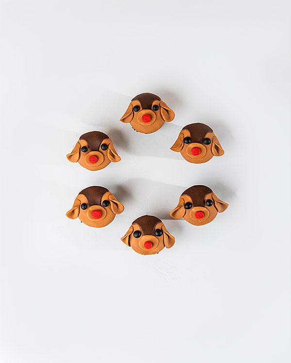Cute Reindeer Cupcakes  by NJD