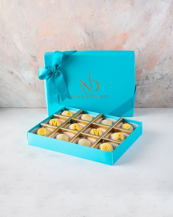 12pcs Customisable Strawberry box