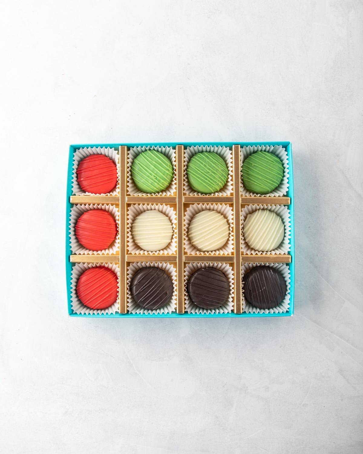 UAE Flag Oreos