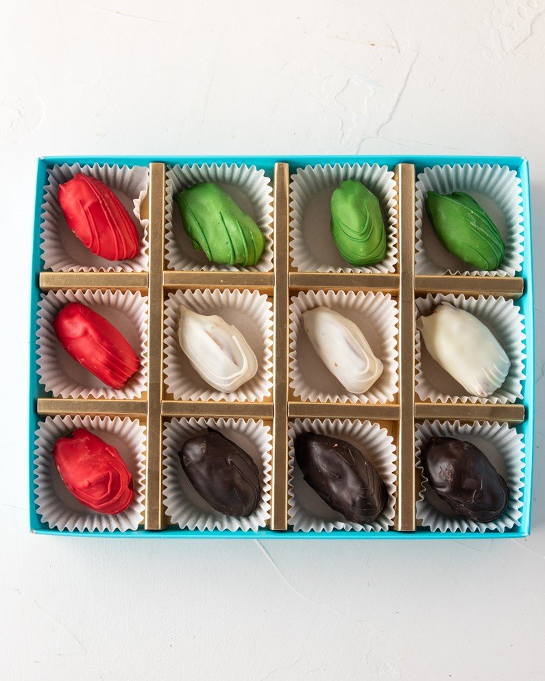 UAE National Flag Strawberries 12pcs