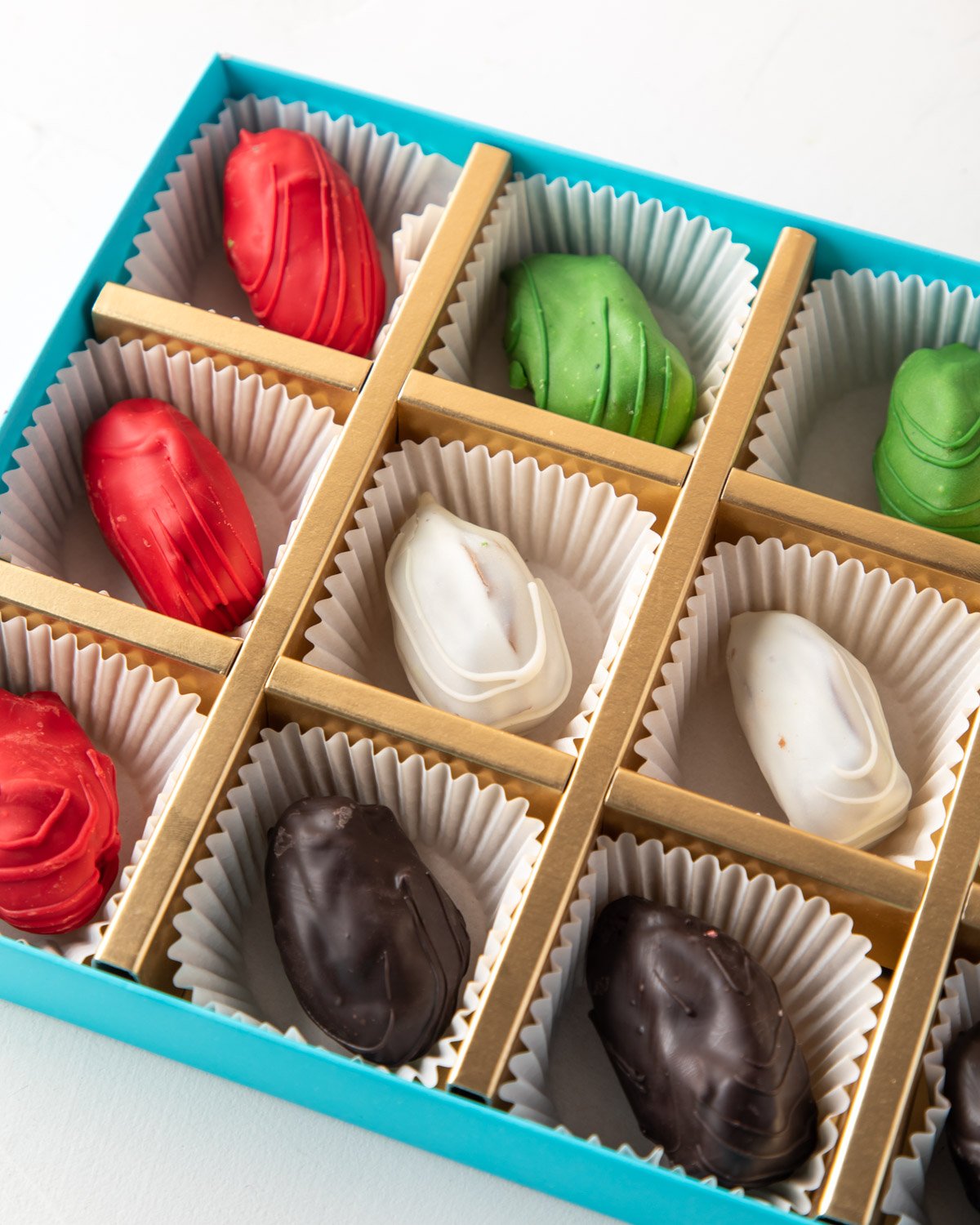 UAE National Flag Strawberries 12pcs