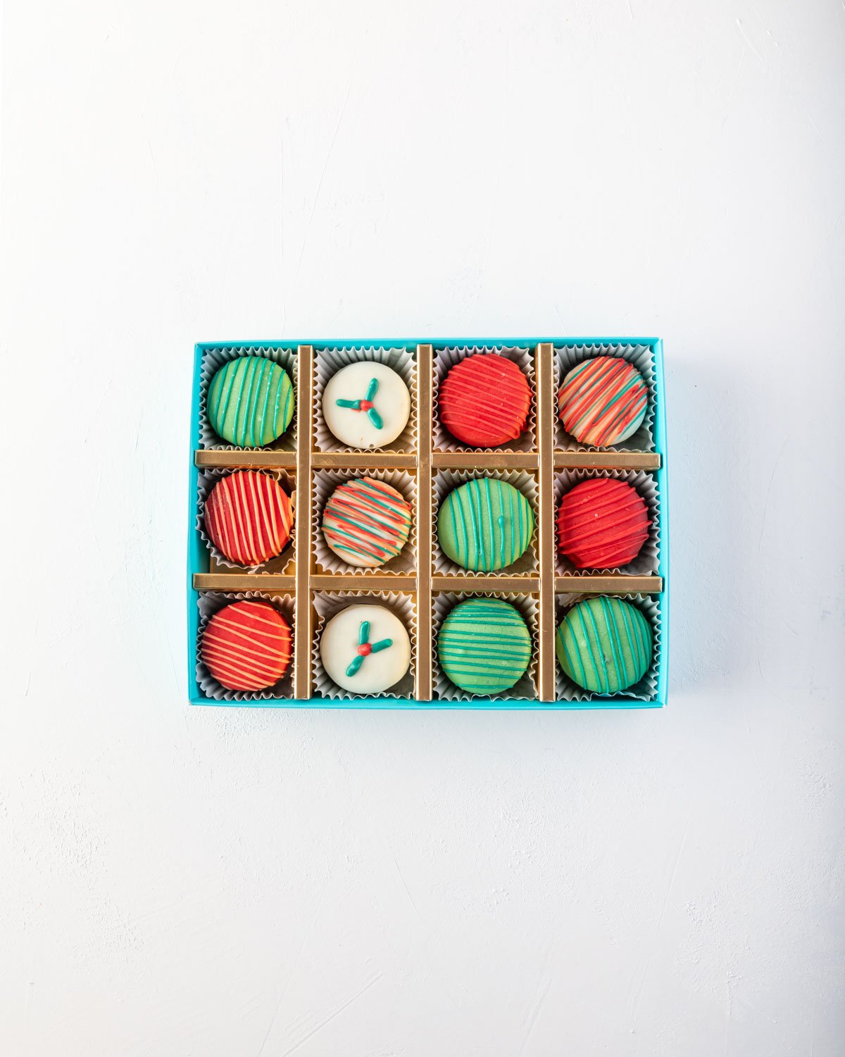 Holiday Chocolaty Oreos