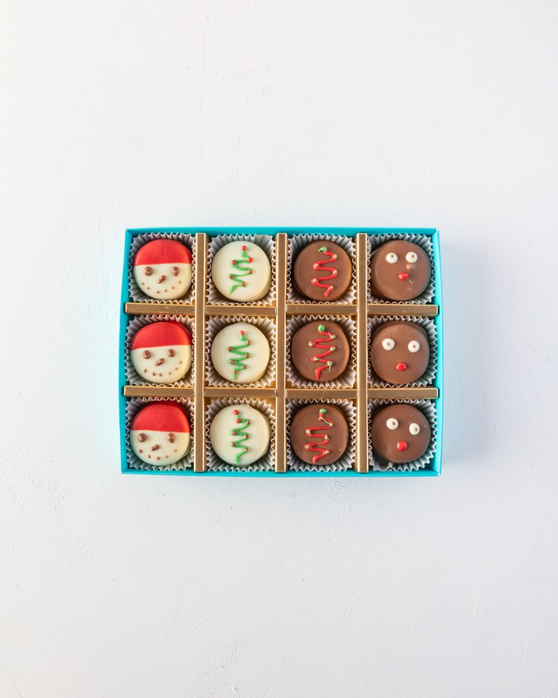 Chocolaty Xmassy Oreos by NJD - Image 3