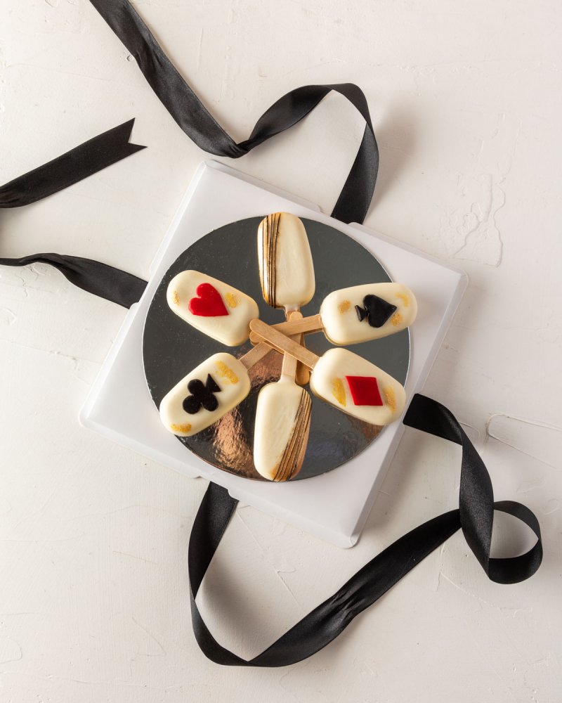 Designer Cakesicles - Image 2