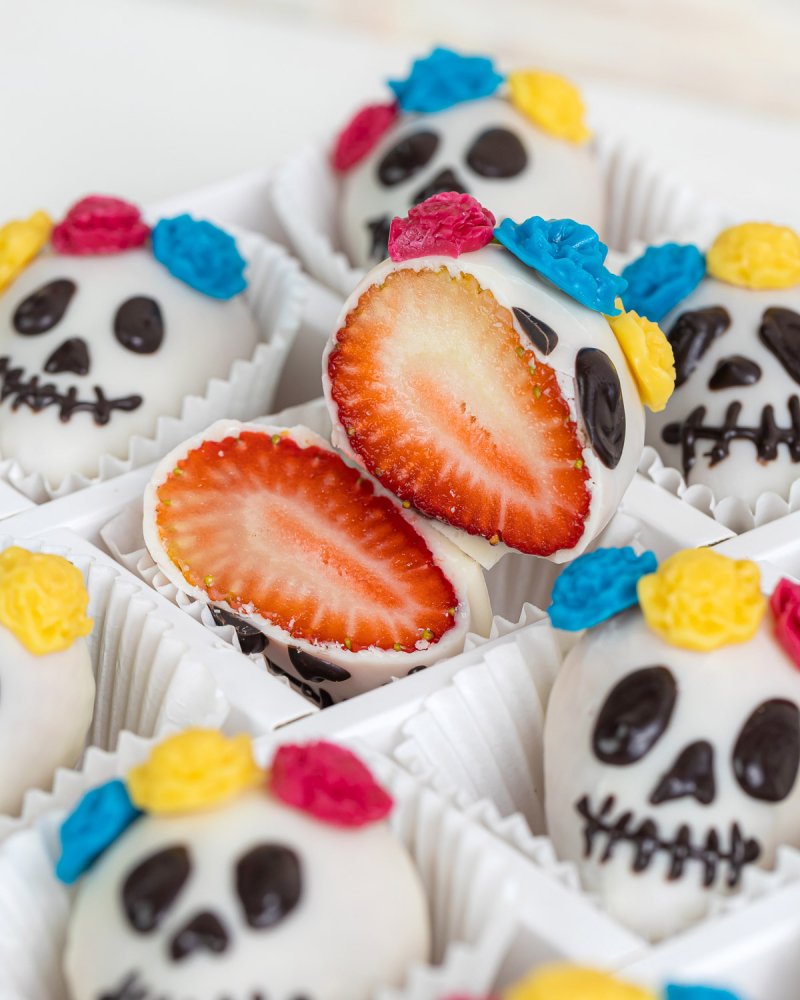 Halloween Theme Strawberries - Image 2