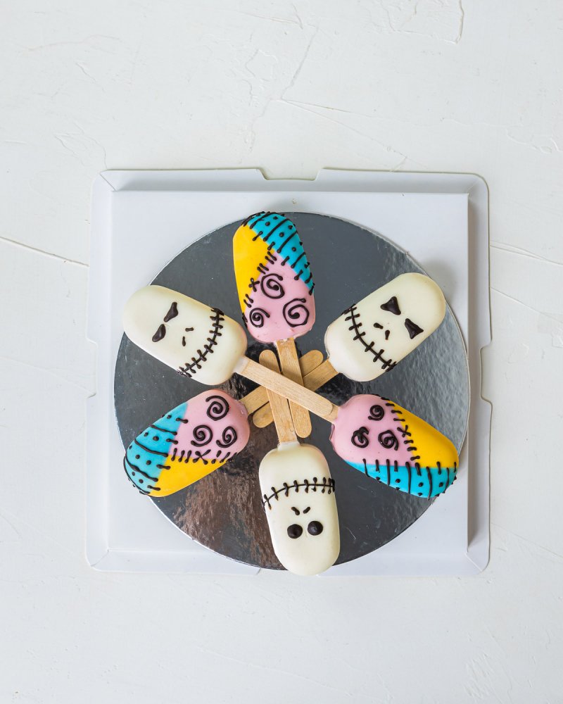 Jack Skellington Cakesicles by NJD - Image 2