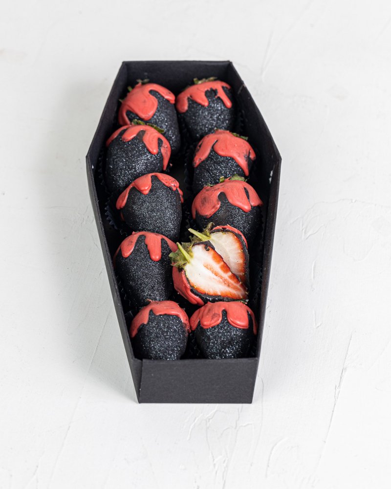 Berries in coffin by NJD - Image 2
