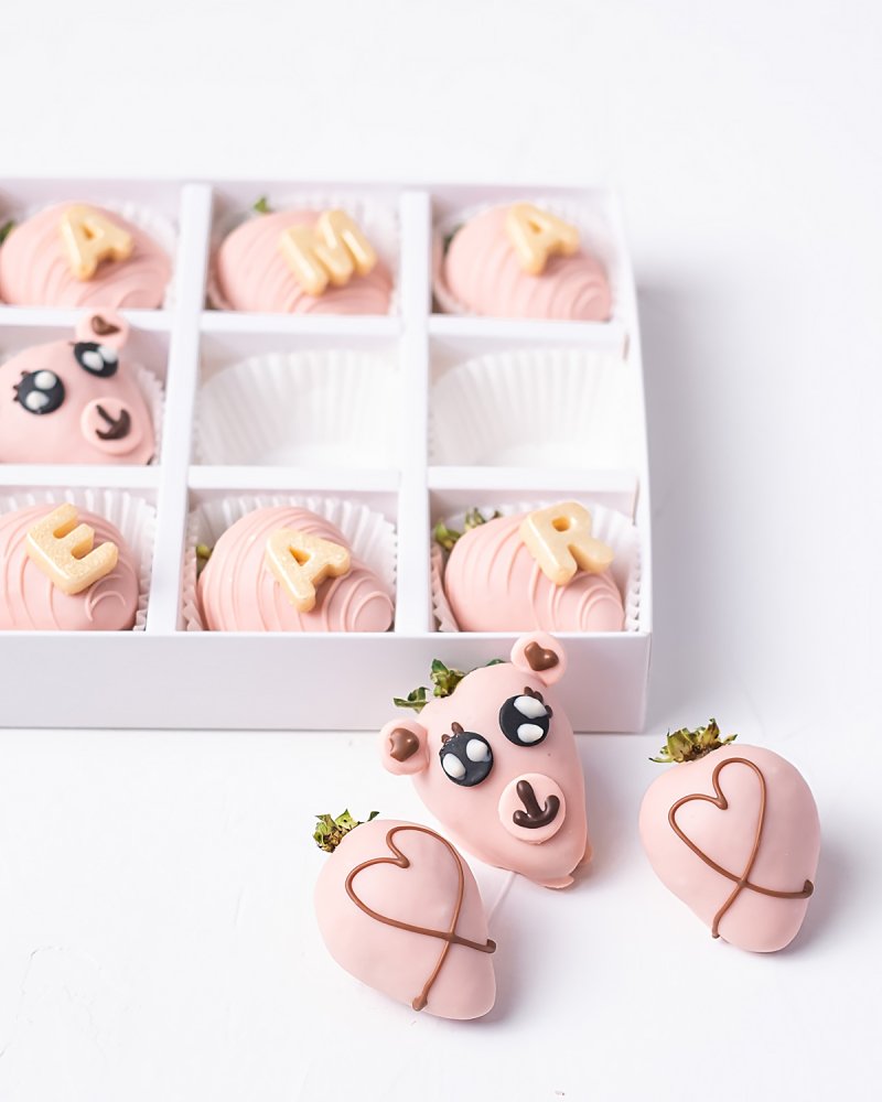 Mama Bear Chocolate Covered Strawberries - Image 3