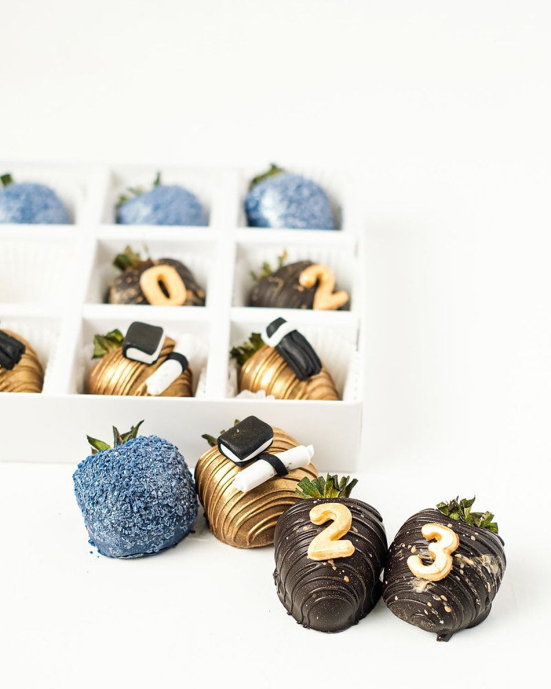 Grad 2023 Chocolate Covered Strawberries by NJD - Image 3
