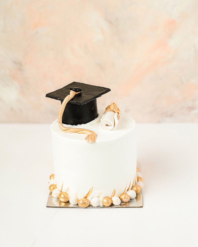 Mini Graduation Cake by NJD