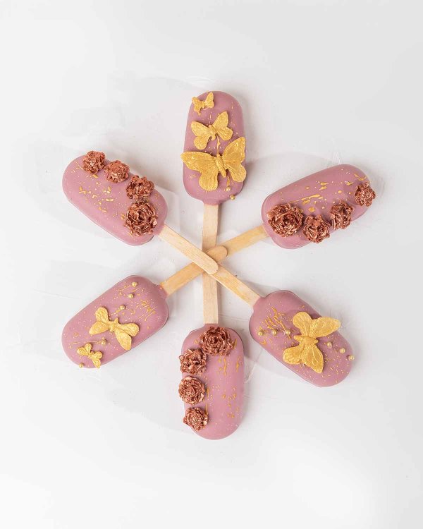 Women's Day Cakesicles  by NJD