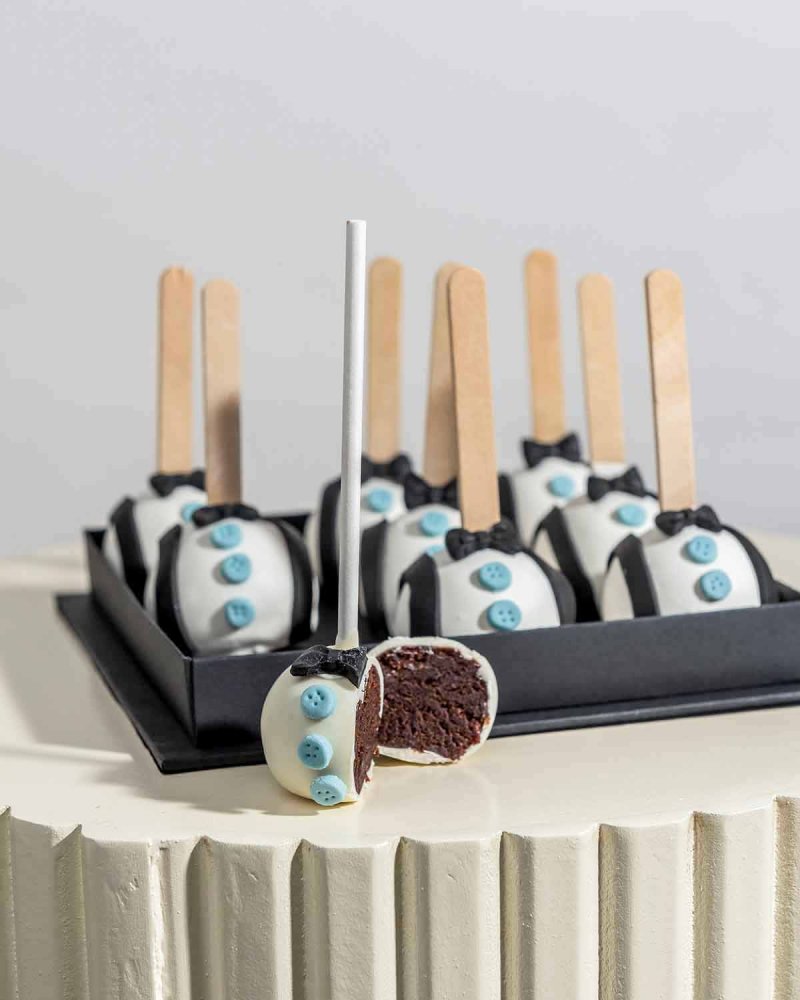 Cake pops with Bow Tie - Image 2