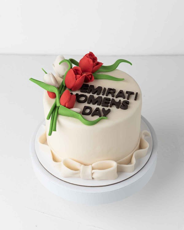 Emirati Women's Day Customizable Cake
