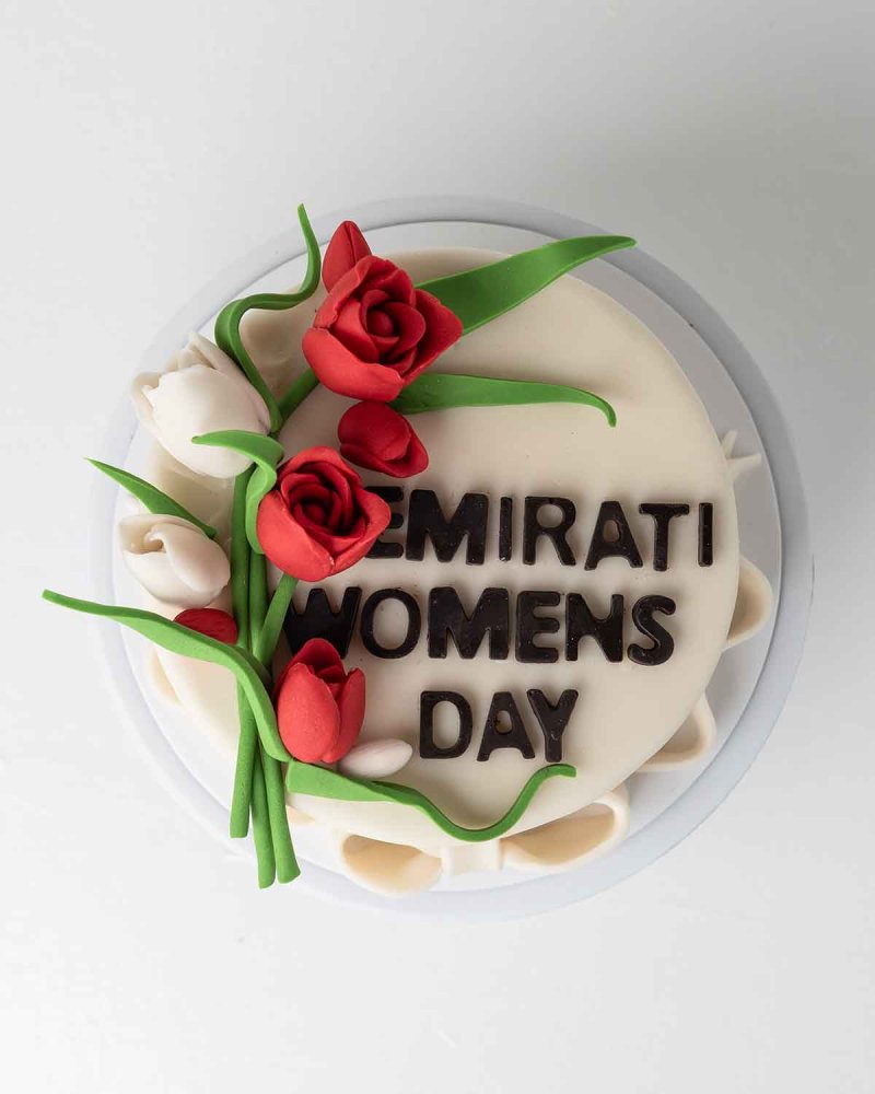 Emirati Women's Day Customizable Cake - Image 4