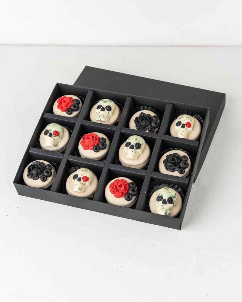 Halloween White Skull Oreos