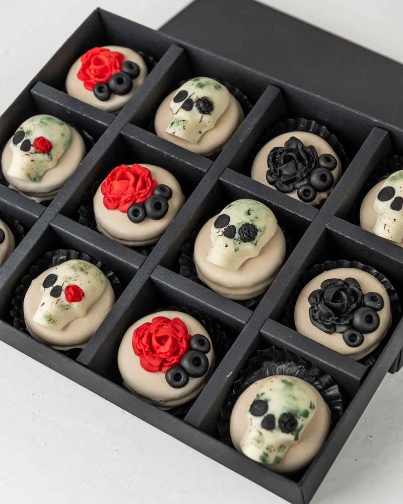 Halloween White Skull Oreos - Image 2
