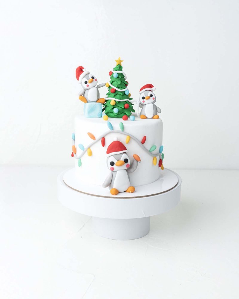Penguin Theme Cake