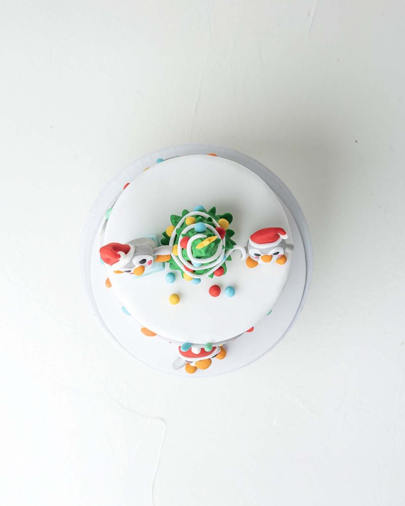 Penguin Theme Cake - Image 3