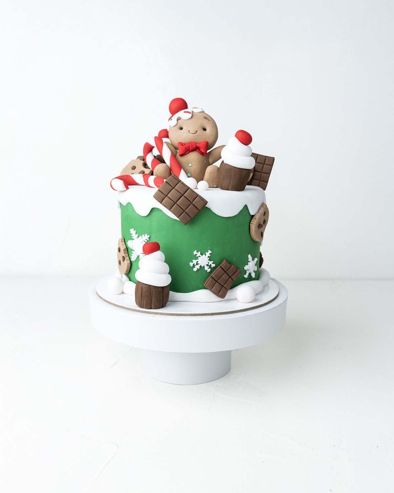 Gingerbread man cake
